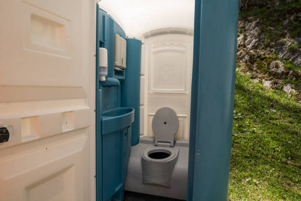 Best Portable restroom trailer rental  in Bossier City, LA